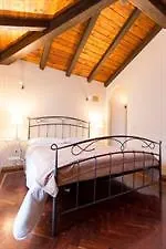 ***  Residenza Ariosto Depandance Otel Bolonya İtalya