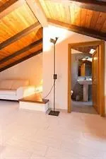Residenza Ariosto Depandance Otel Bolonya